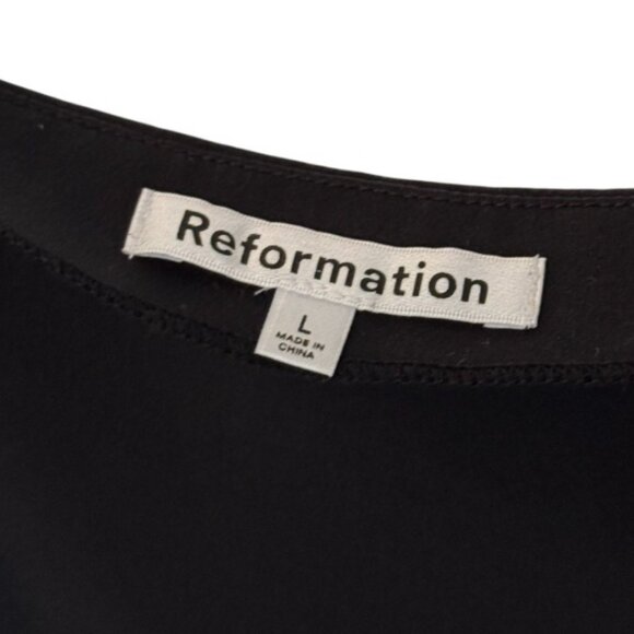 Reformation black sleeveless cropped silk tank top size L - Picture 5 of 7